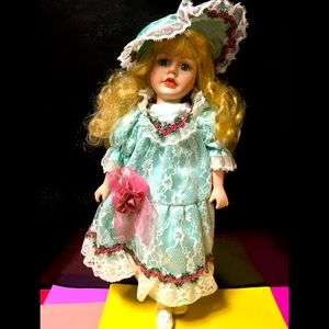 Porcelain Doll 90s 16” New Condition